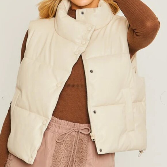 Love Tree Faux Leather Puffer Vest - size Large - Picture 1 of 7